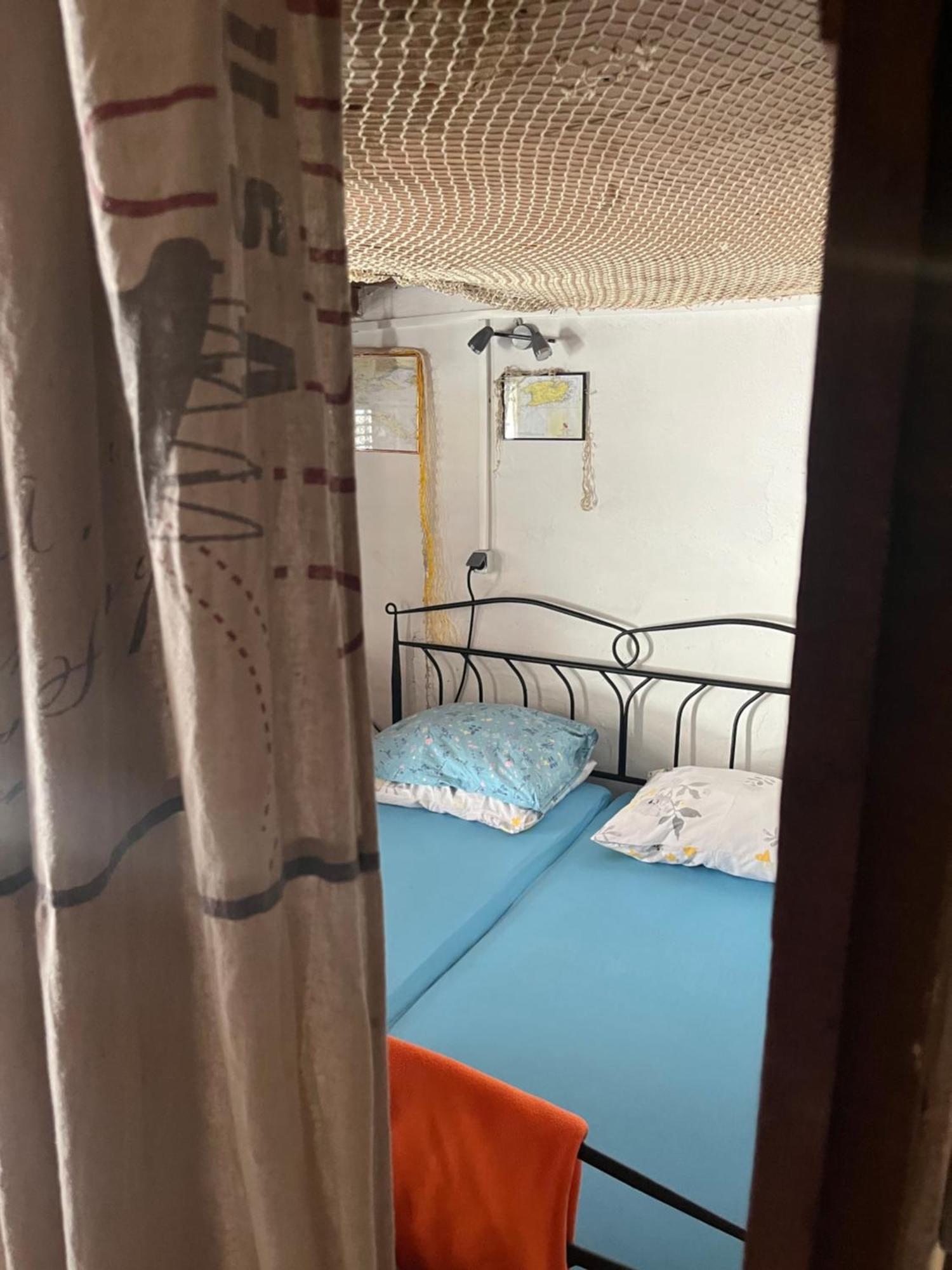 Holiday Home Stiniva Віс Екстер'єр фото